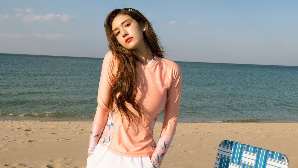 全昭弥（Somi）海边写真电脑壁纸4K