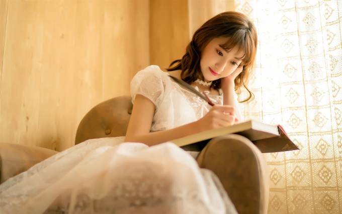 青春可爱女孩，公主裙，2021，中国，美女模特，美女壁纸