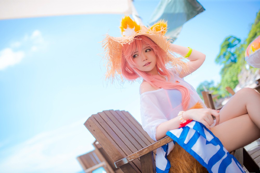 MiuMiu cosplay 玉藻前沙滩泳衣写真电脑壁纸5k
