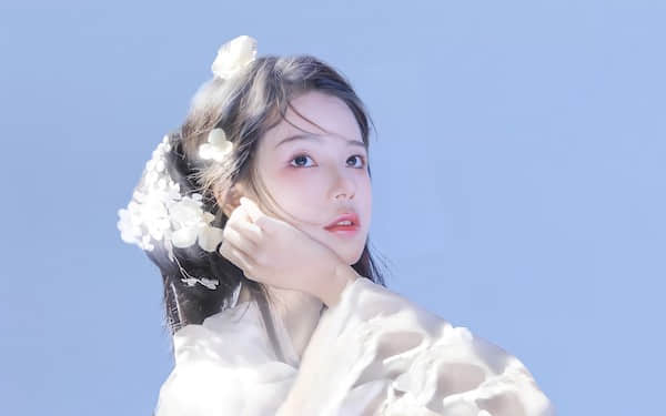 白衣长发高颜值小姐姐高清电脑壁纸4k