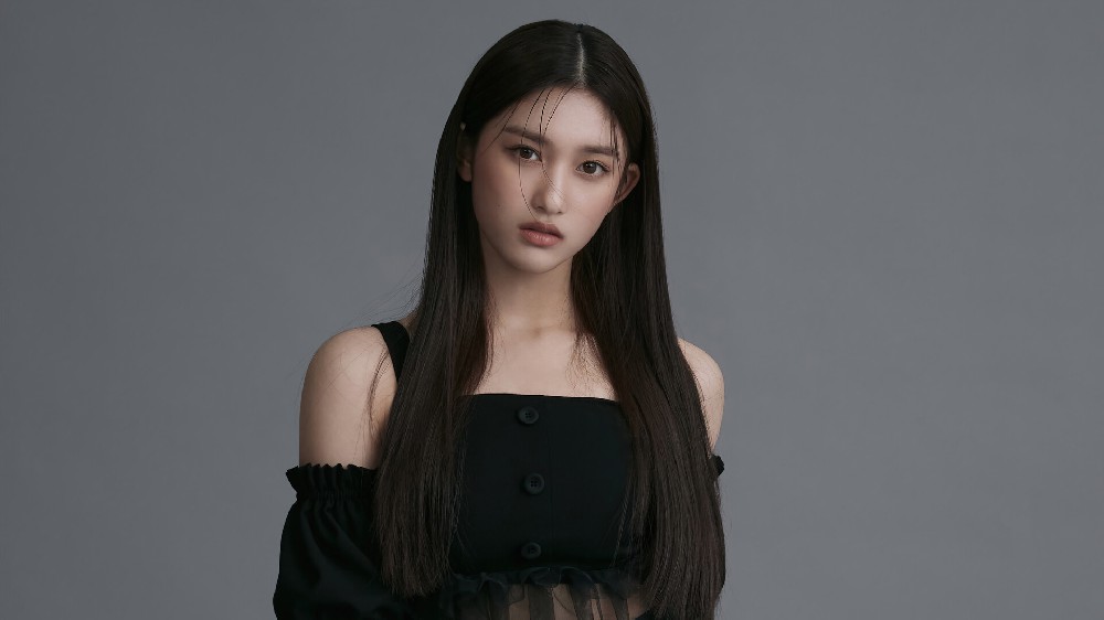 韩国女子组合IVE成员李贤瑞高清电脑壁纸4k