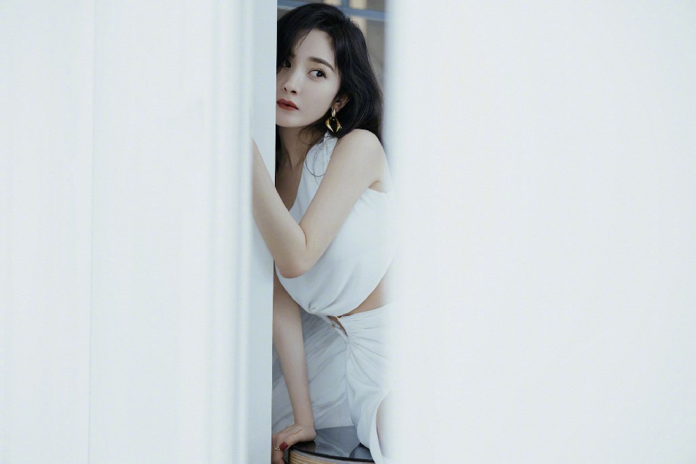 内地明星杨幂写真摄影8K电脑壁纸