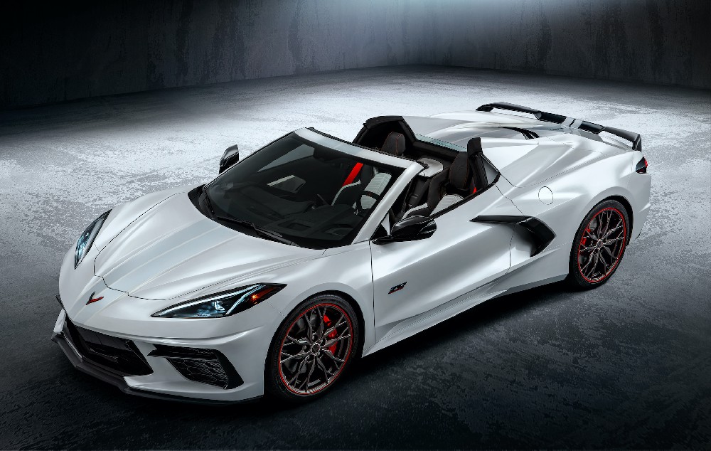 雪佛兰科尔维特2023款Stingray 70th Anniversary Convertible 高清5k电脑壁纸