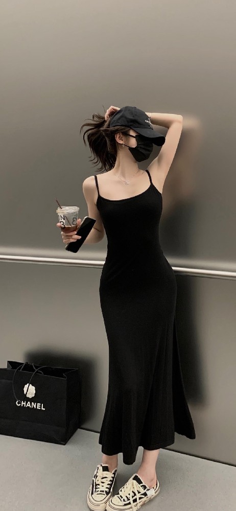 黑色连衣裙曼妙身材高清手机壁纸4k